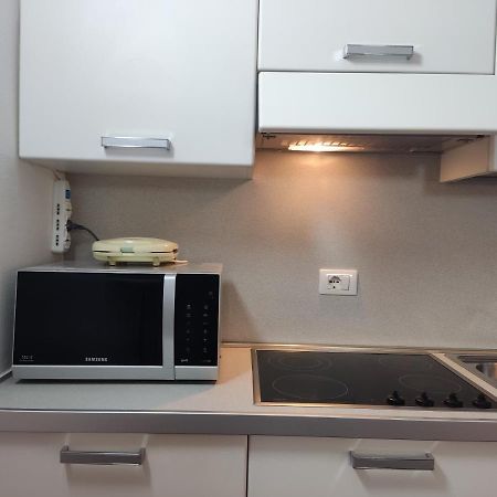 Jennifer House. Trento Luaran gambar